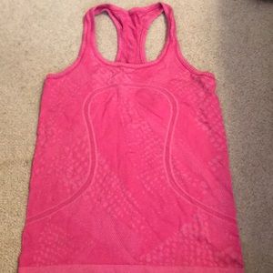 Lululemon tank top